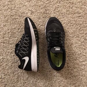 Nike Zoom Pegasus 32 Black Shoes Size 9
